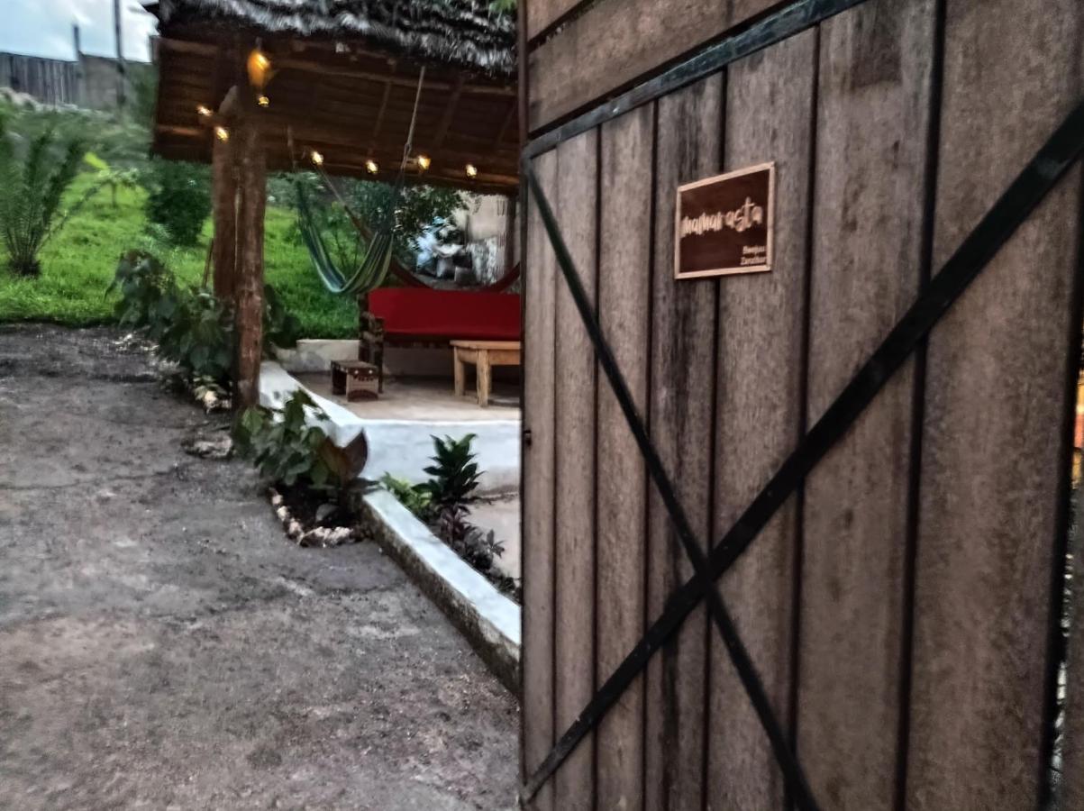 Bed and Breakfast Mamarasta Bwejuu Esterno foto