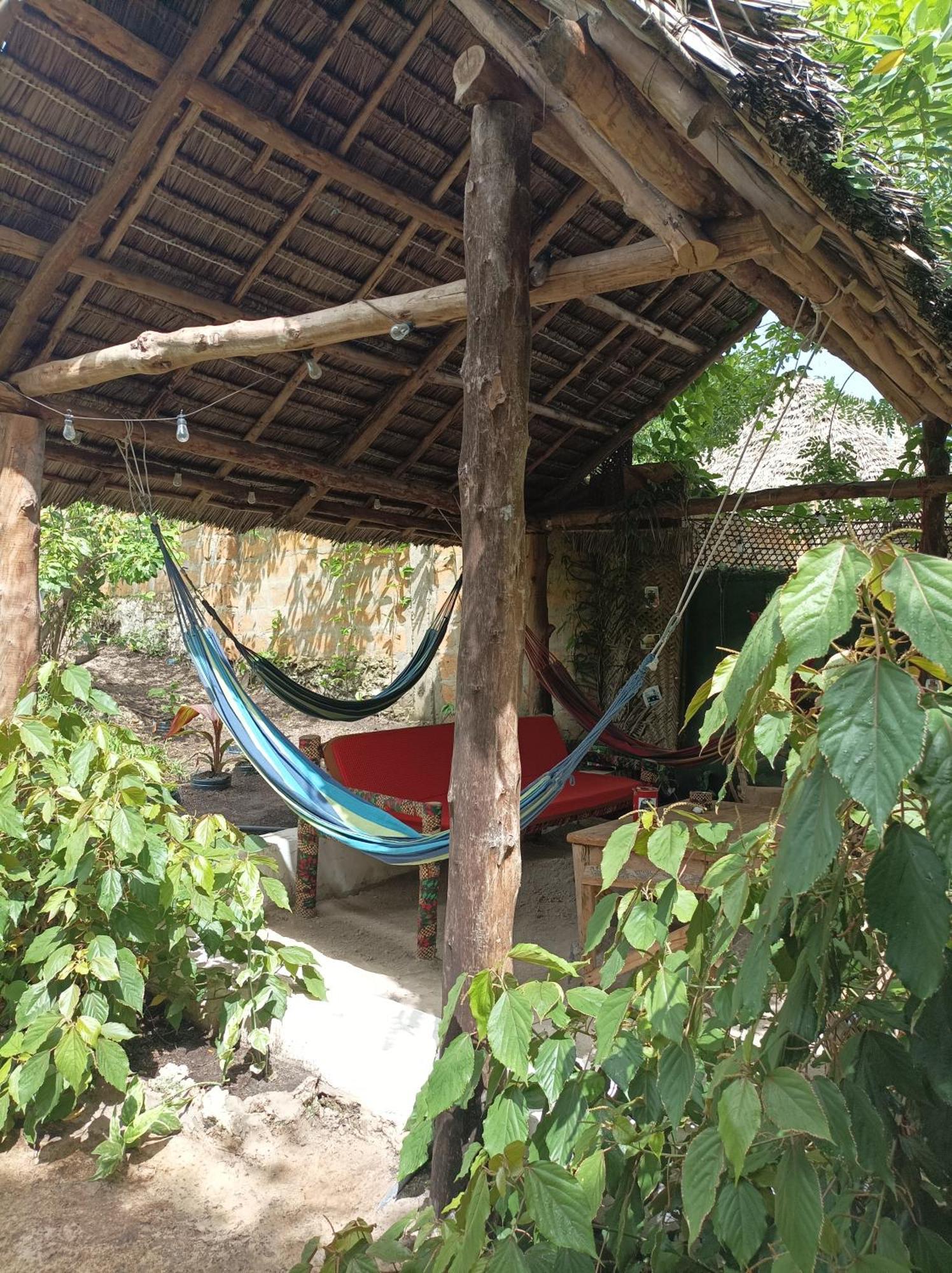 Bed and Breakfast Mamarasta Bwejuu Esterno foto